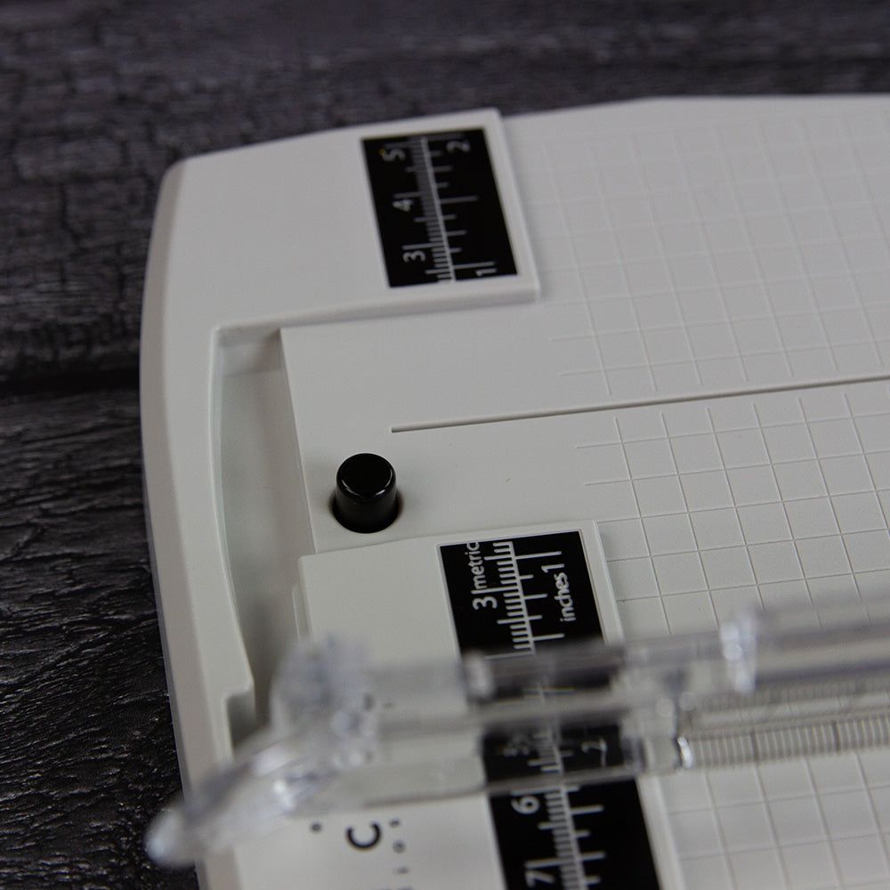 Tim Holtz Precision Craft Trimmer: 3961E