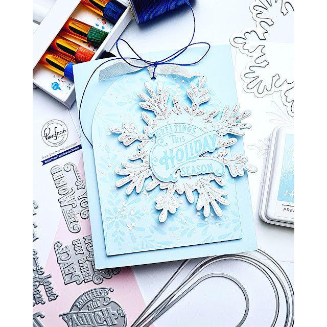 Pinkfresh Studio Radiating Snowflake Die 252724 Holiday Snowflakes Card | color-code:ALT02