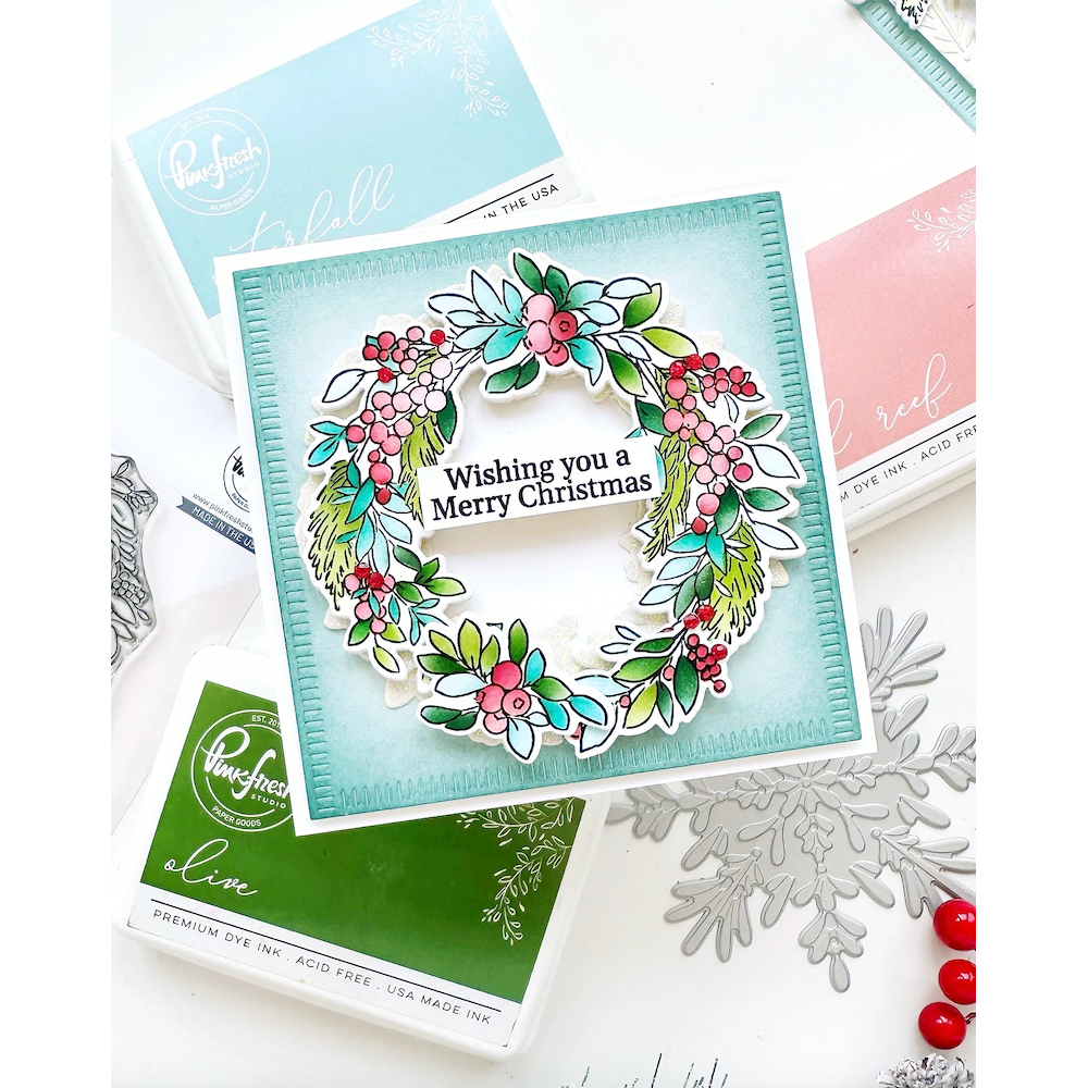 Pinkfresh Studio Deck The Halls Clear Stamps 251124 Merry Christmas Card | color-code:ALT01