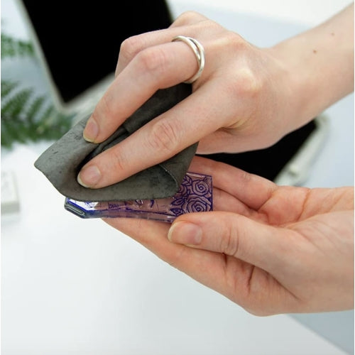 Nuvo - Stamp Cleaning Pad